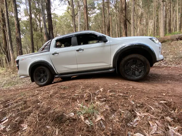 MY21 Dmax X-Terrain Build