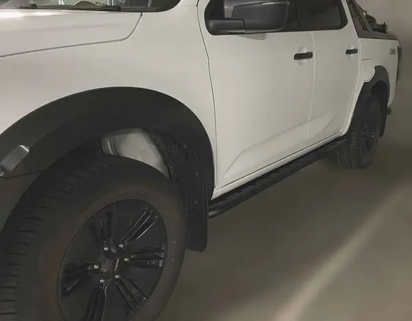 Rock Sliders vs Side Steps